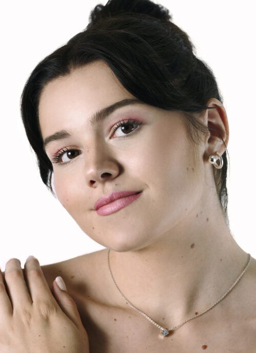 NVR NUDE Princess Necklace